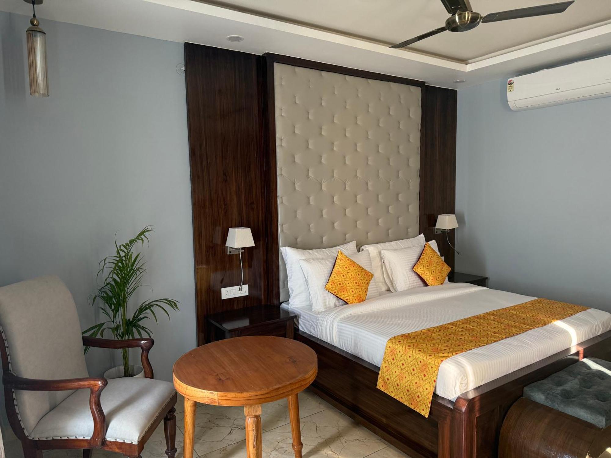 Sterling Kastoori Rudraprayag Hotel Bagian luar foto