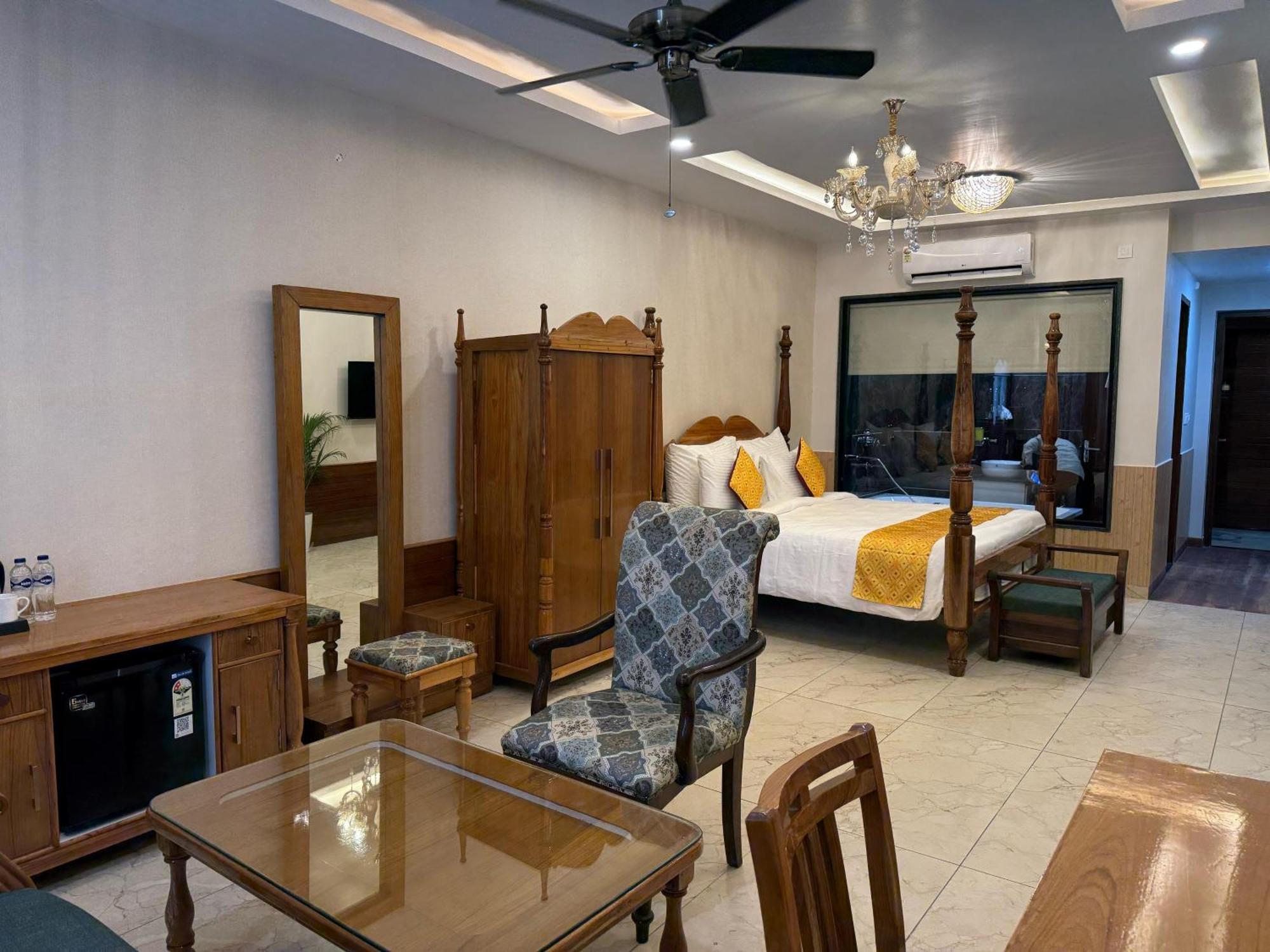 Sterling Kastoori Rudraprayag Hotel Bagian luar foto