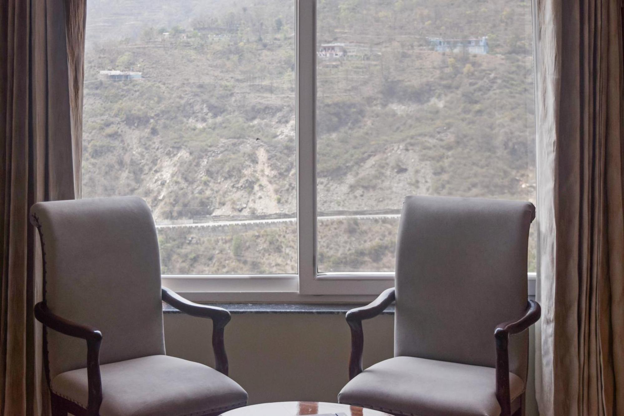 Sterling Kastoori Rudraprayag Hotel Bagian luar foto